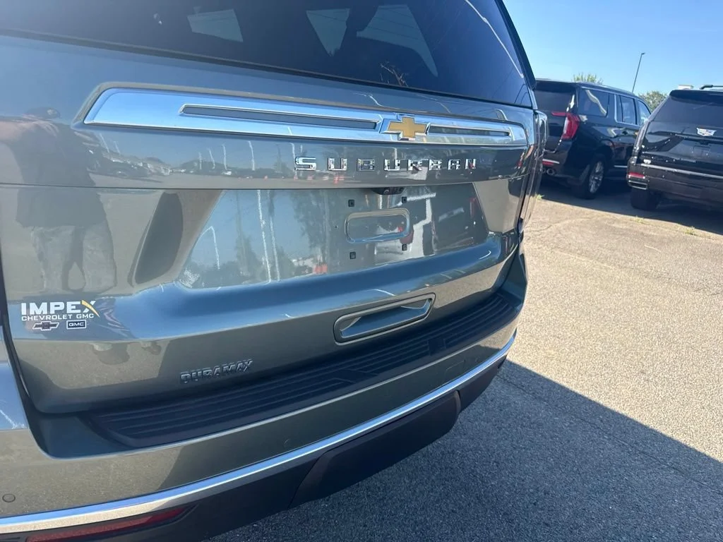 Used 2024 Silver Sage Metallic Chevrolet High Country image 36