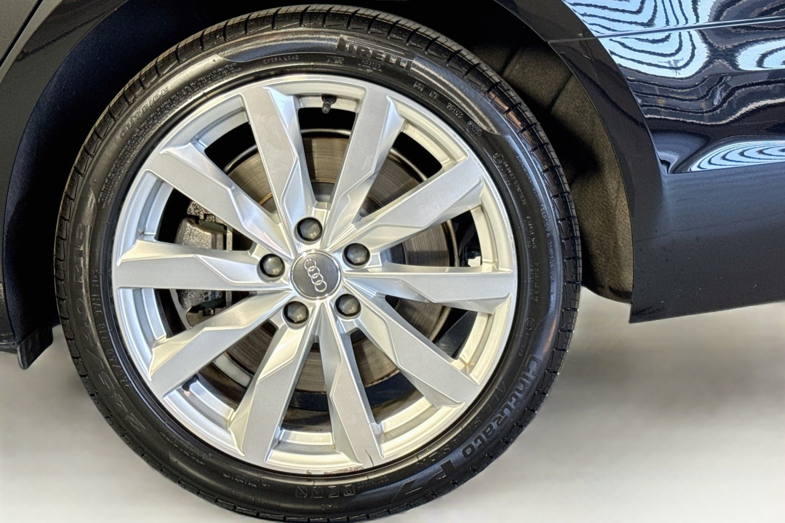 Used 2017 Black Audi Premium image 30