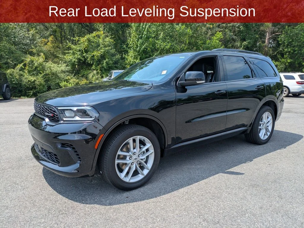 New 2026 Diamond Black Clear-Coat Exterior Paint Dodge GT Plus image 10