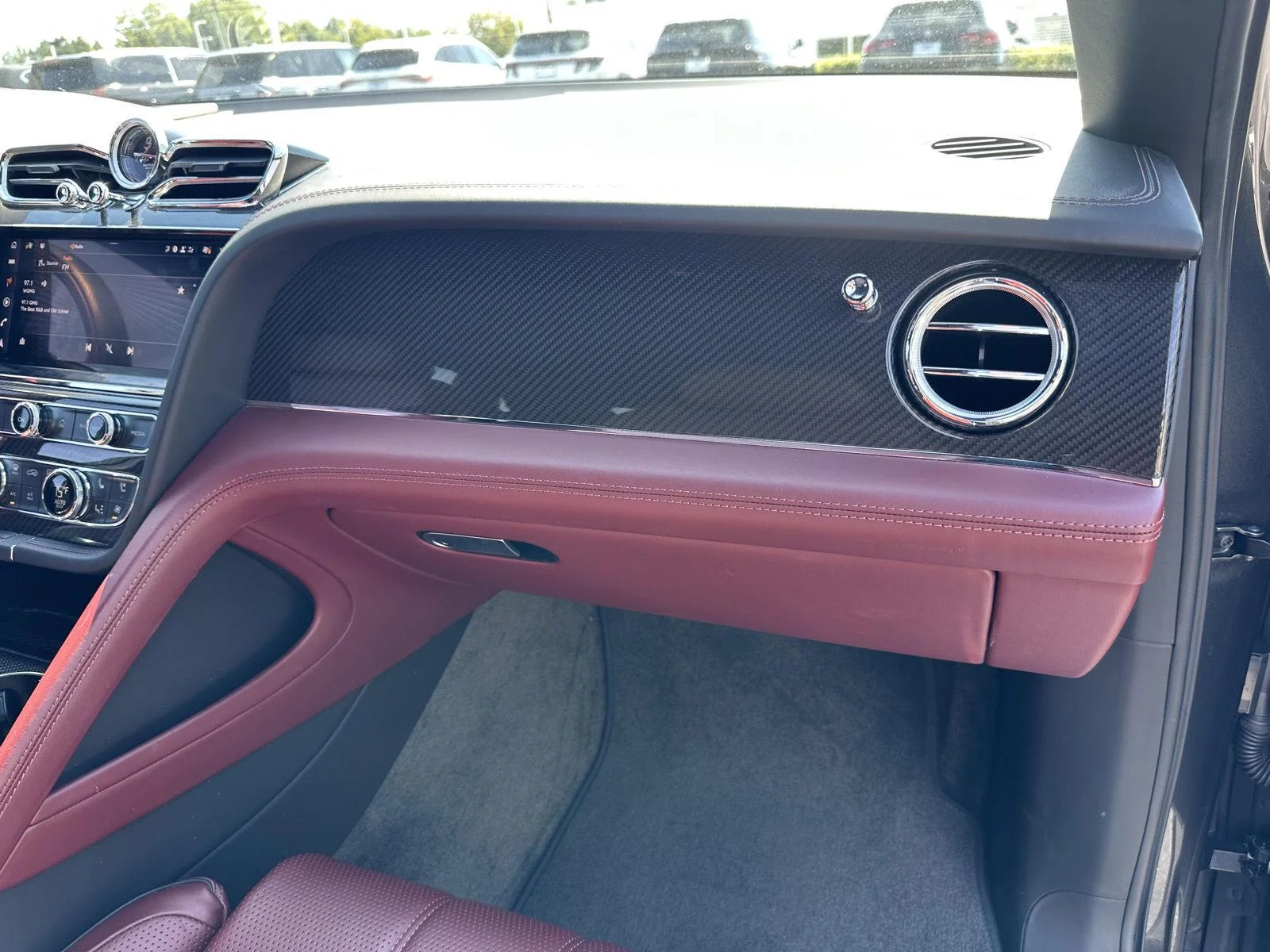 Certified Used 2022  Bentley V8 image 19