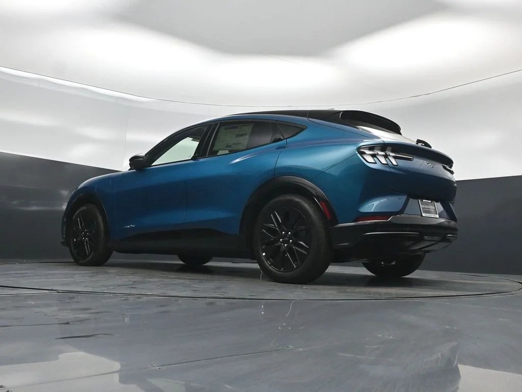 New 2026 Adriatic Blue Metallic Ford Premium image 47