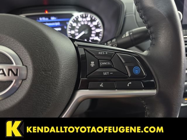 Used 2022 White Nissan 2.5 SV image 13