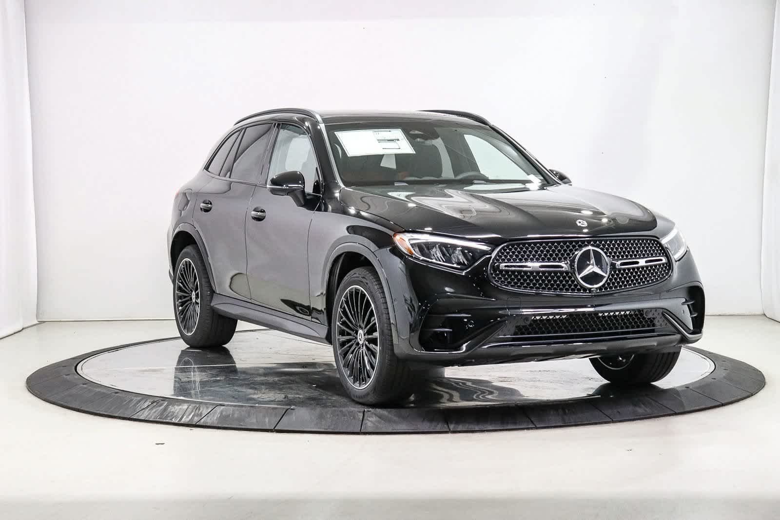 New 2027 Black Mercedes-Benz GLC 300 image 5