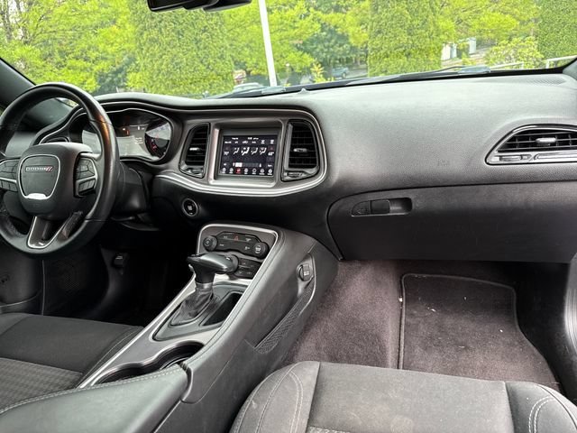 Used 2019 Plum Crazy Pearlcoat Dodge SXT image 7