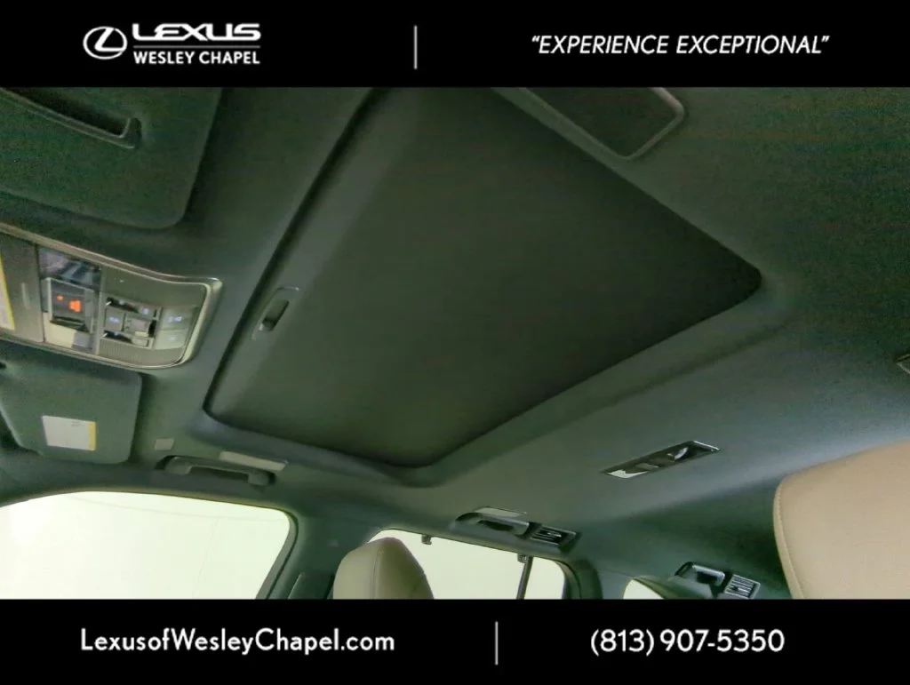 Used 2025 White Lexus 700H image 20