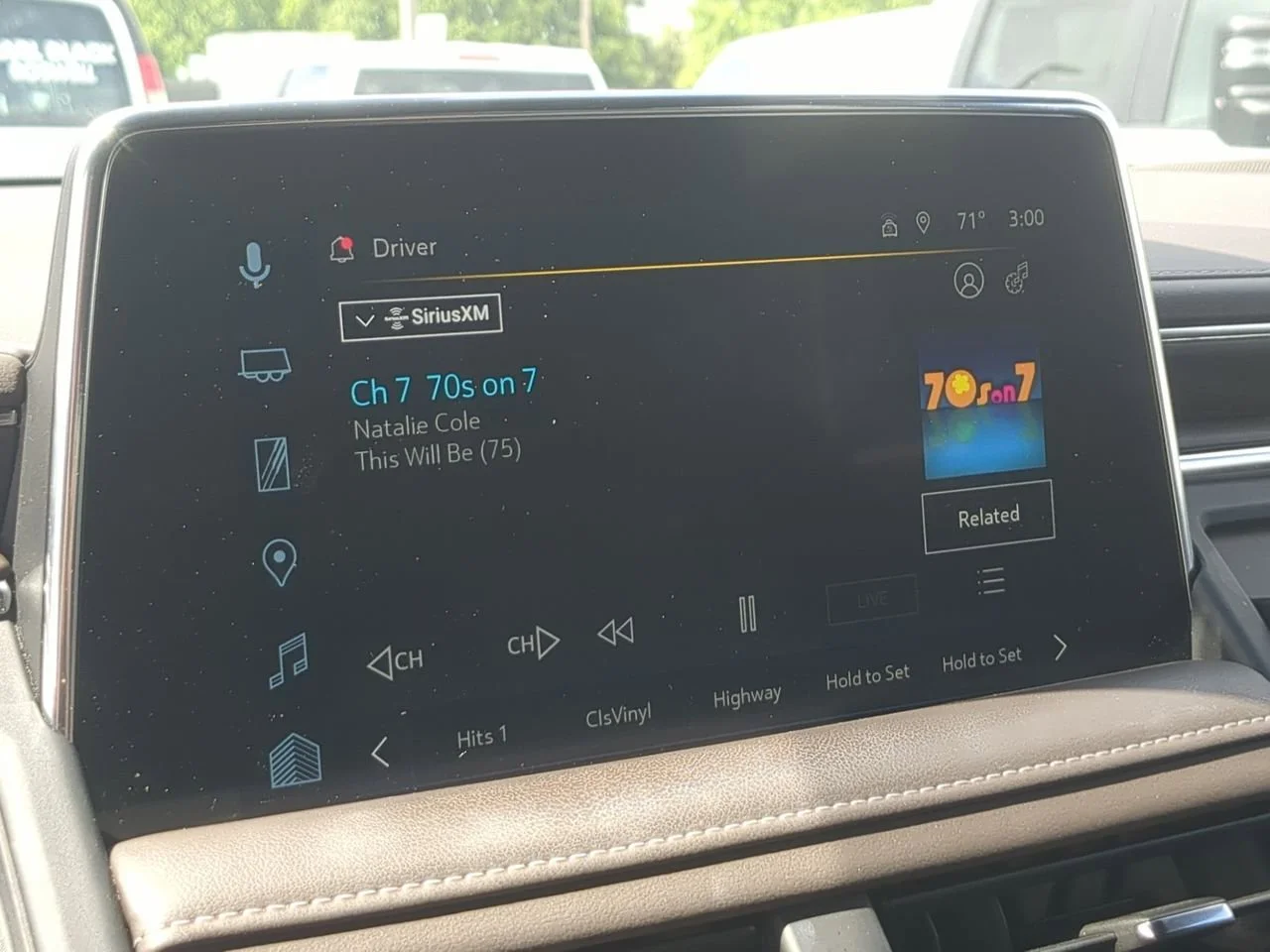 Used 2022 Summit White Chevrolet LT image 13