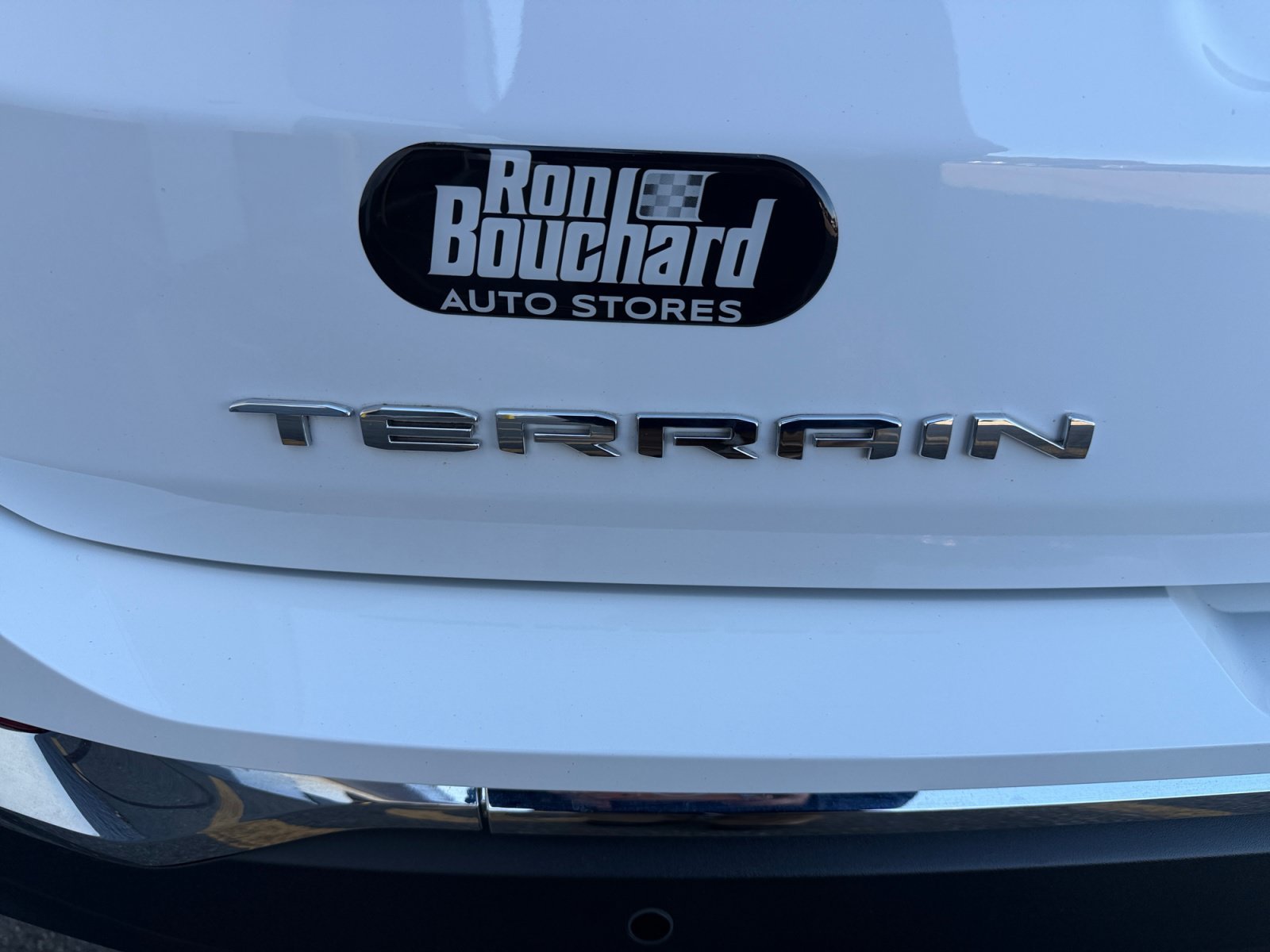 Used 2022 Summit White GMC SLT image 44
