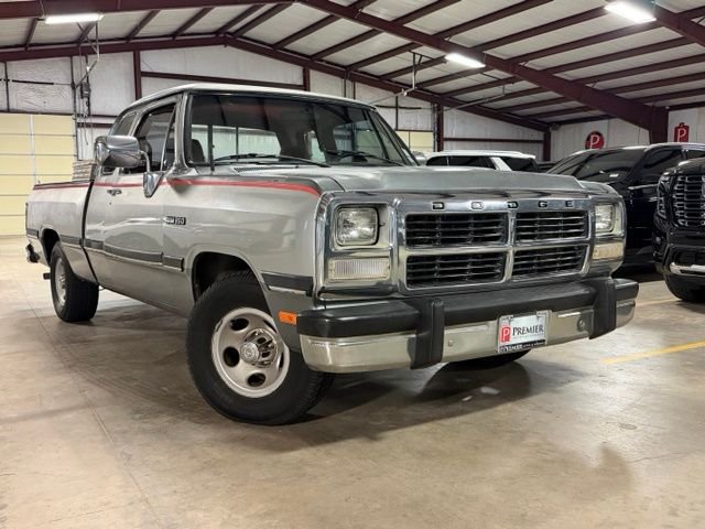 1993 Dodge D150 Base