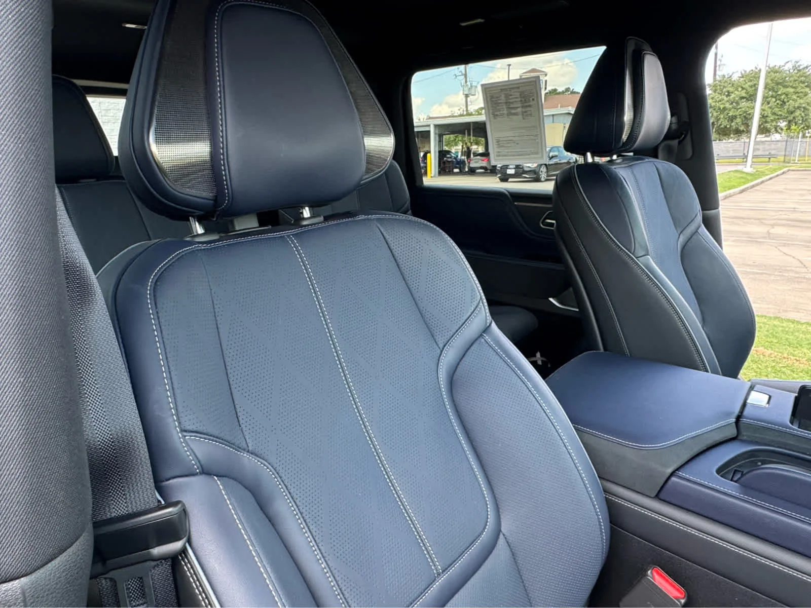 Certified Used 2026 Dynamic Metal INFINITI SPORT image 13