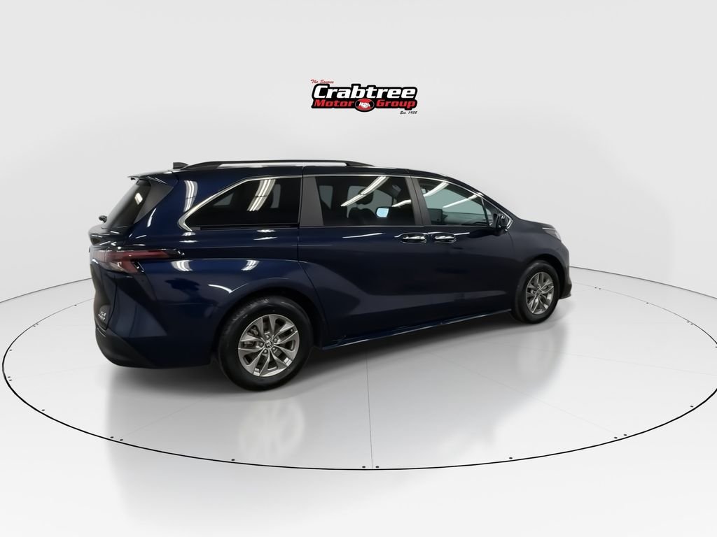 Used 2024 Toyota Sienna Van
