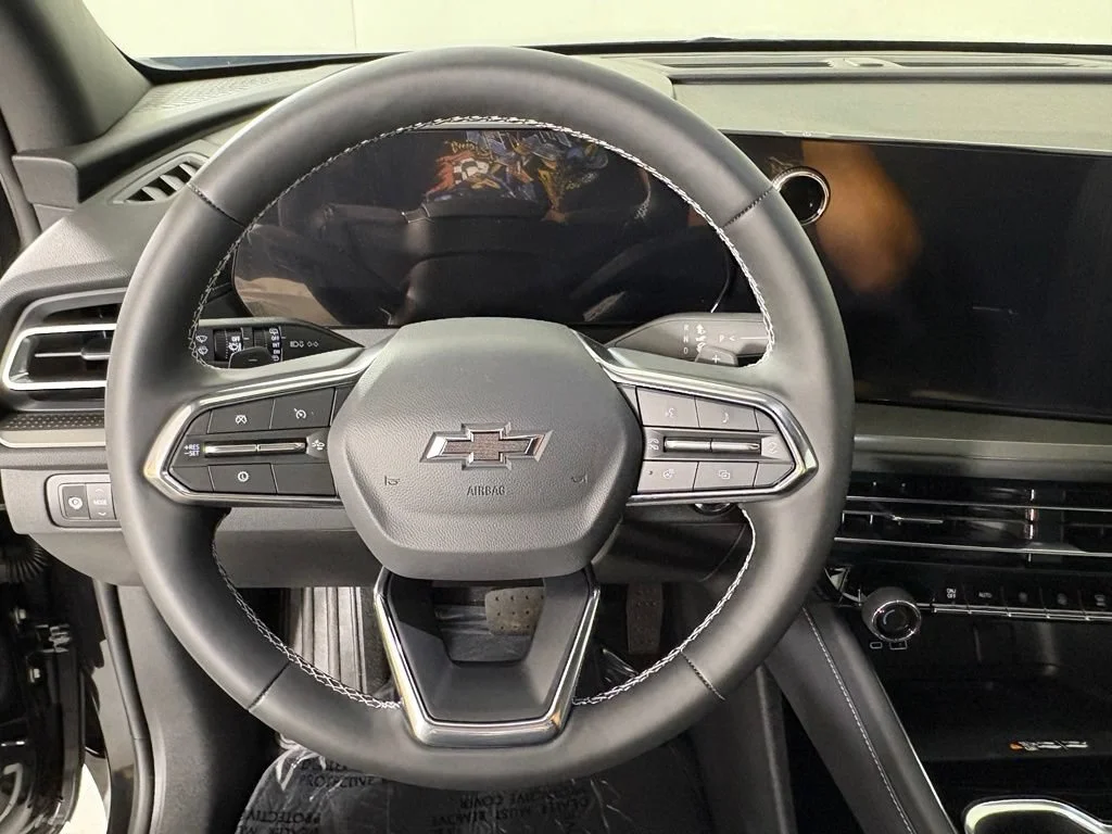 New 2027 Mosaic Black Metallic Chevrolet LT image 28