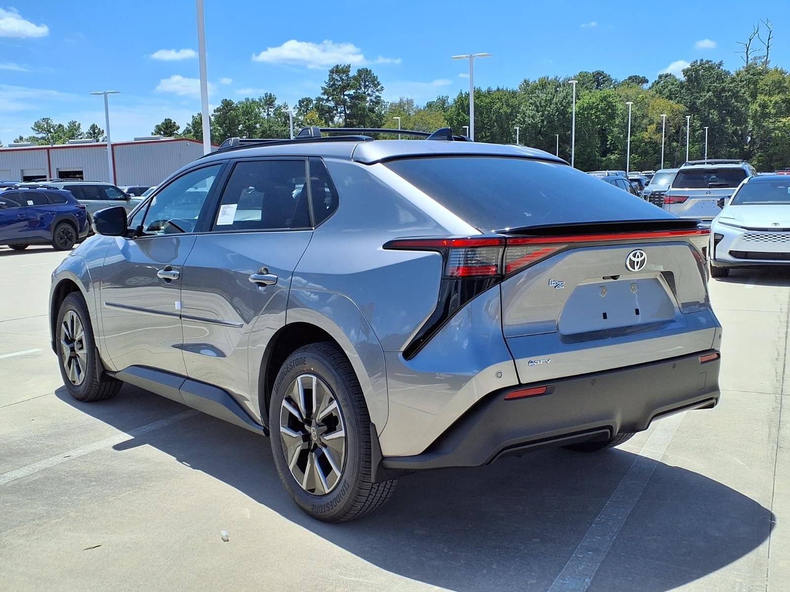 New 2026 Heavy Metal <sup>1</sup> Toyota  XLE image 2