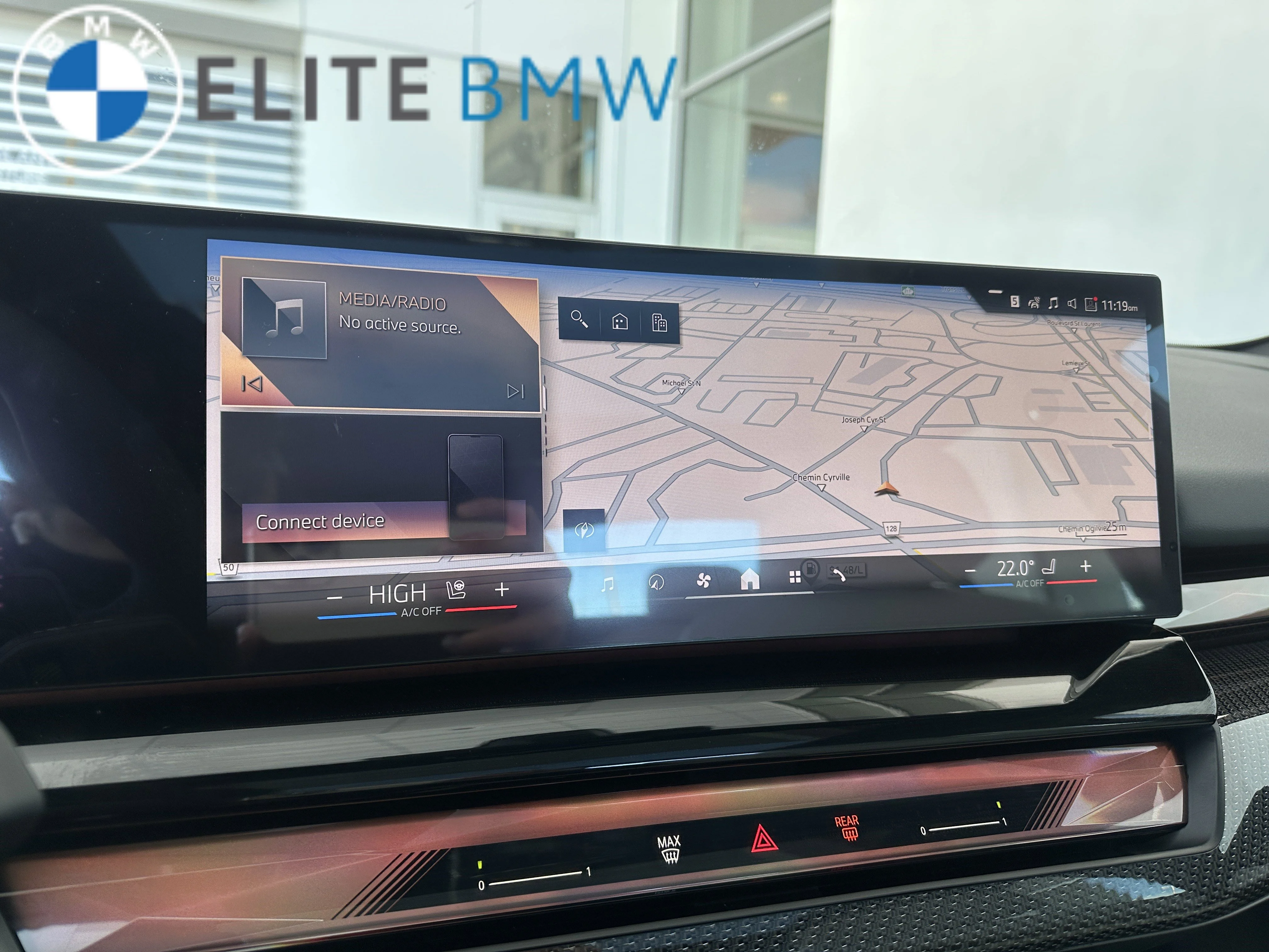 New 2026 Alpine White BMW 530i xDrive image 2