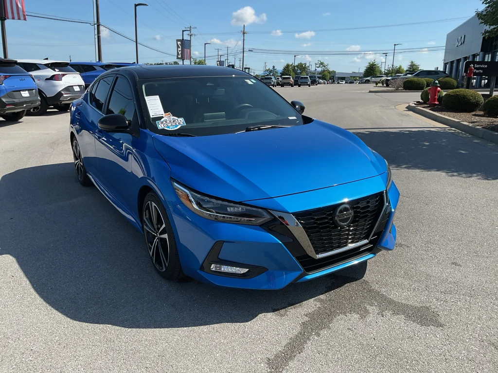 Used 2023 Electric Blue Metallic/Super Black Nissan SR image 2