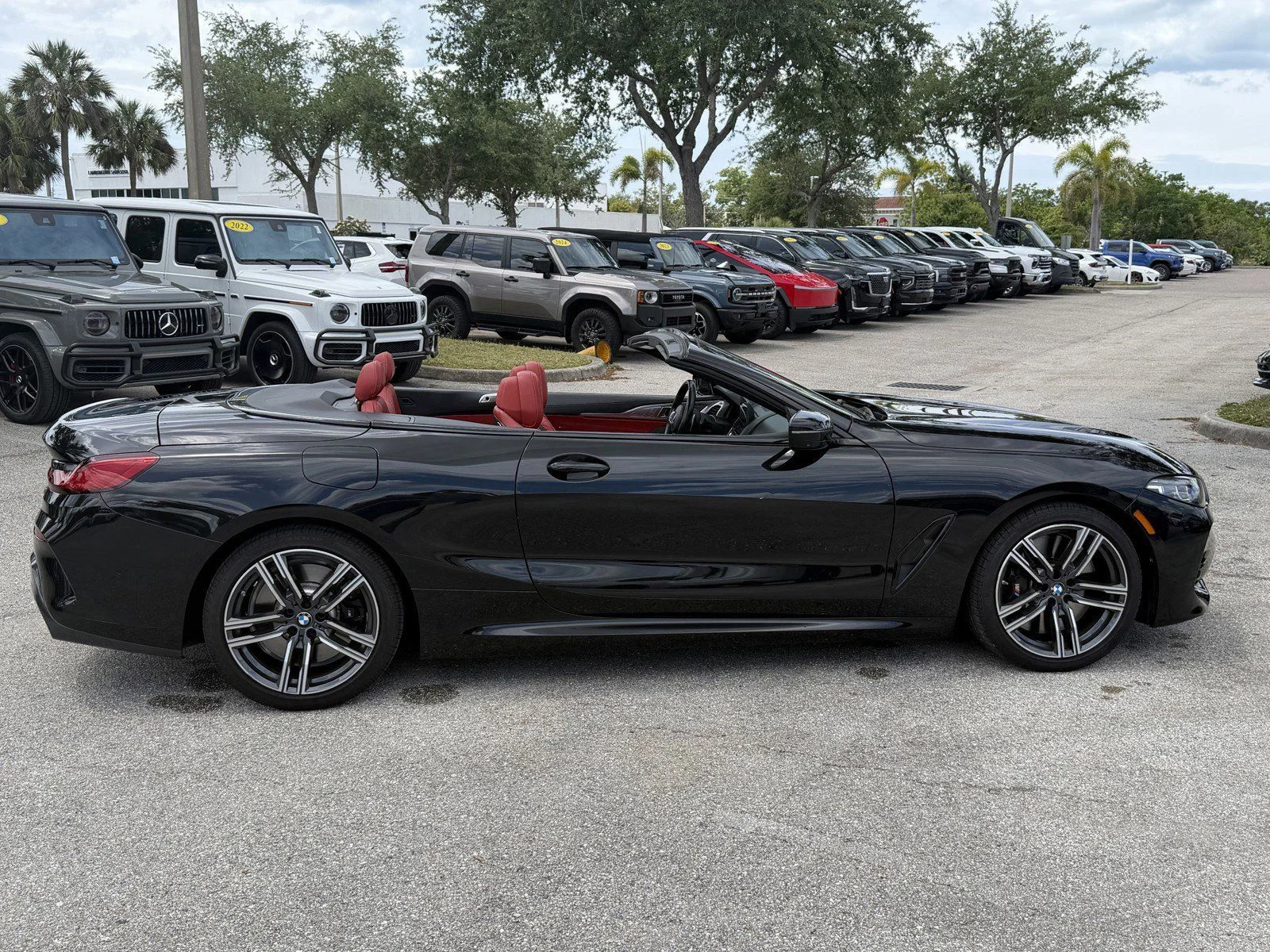 Used 2024 Black Sapphire Metallic BMW 840i image 32