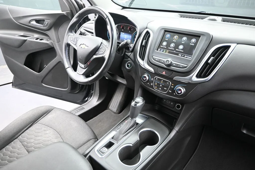 Used 2019 Gray Chevrolet LT image 32