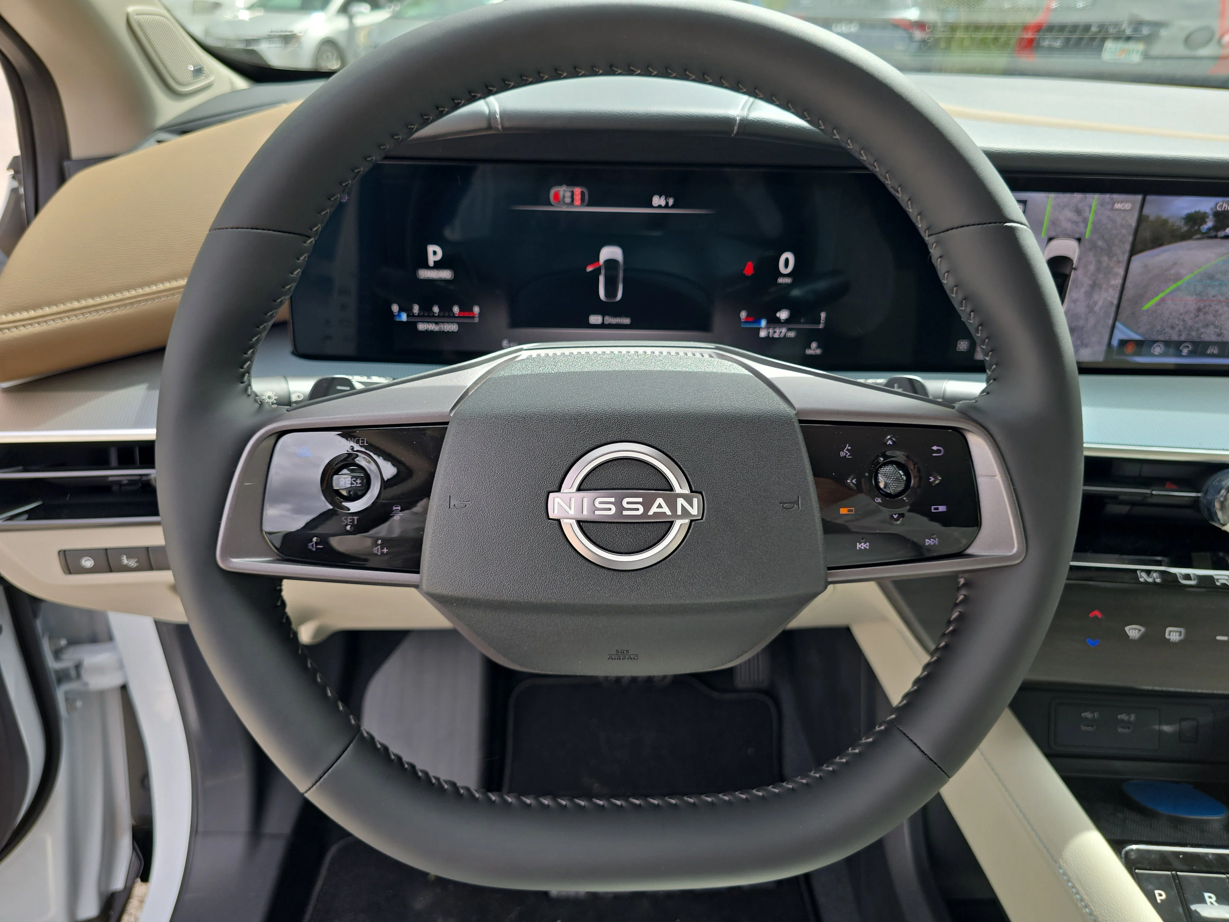 New 2026 Everest White Pearl TriCoat / Super Black Two-tone Nissan Platinum image 30
