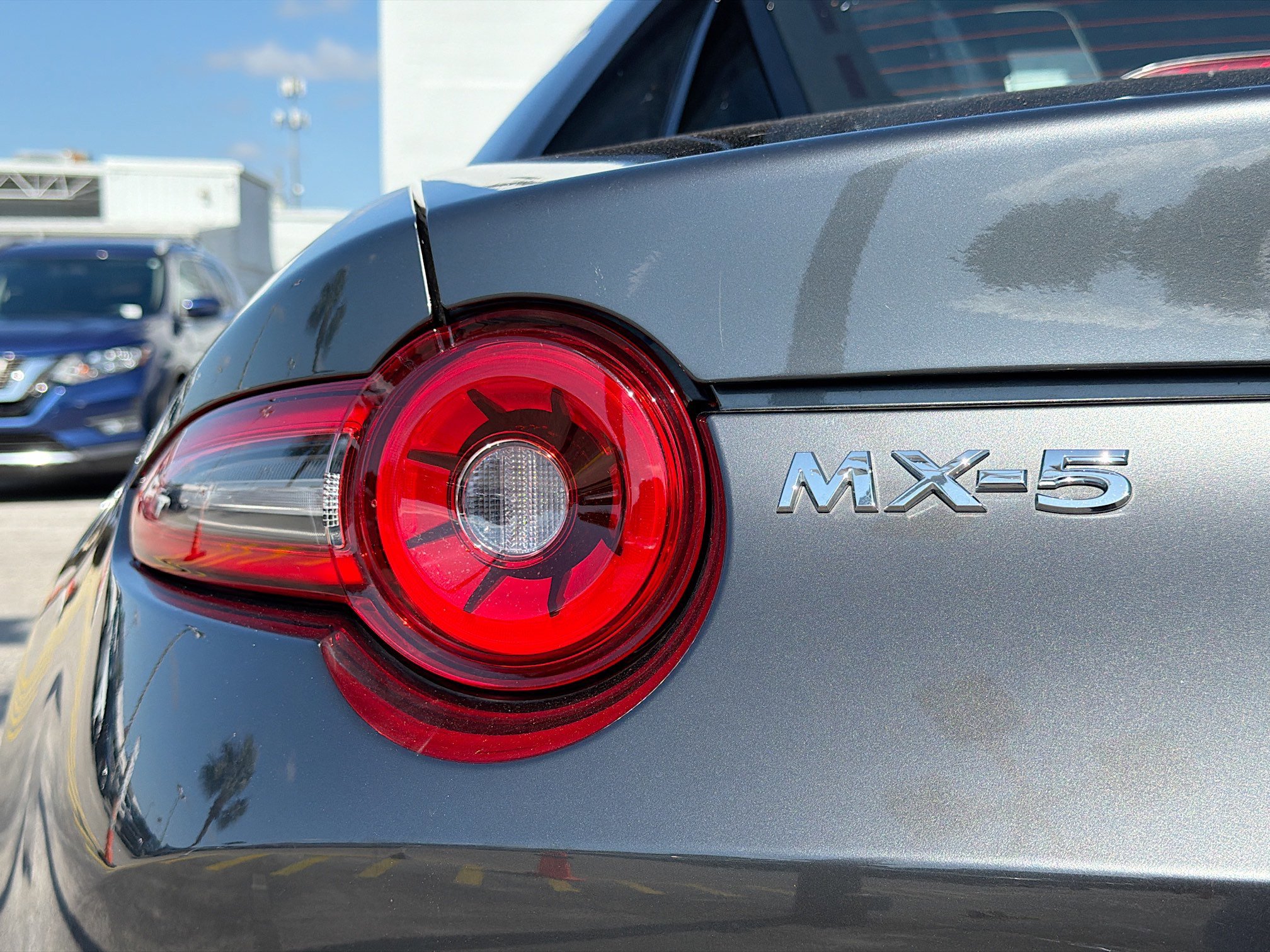 Used 2025 Machine Gray Metallic Mazda Grand Touring image 10