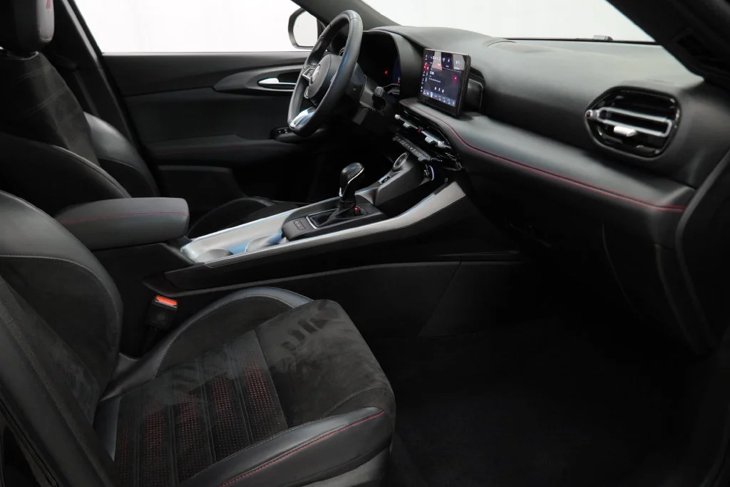 Used 2024  Dodge GT image 45