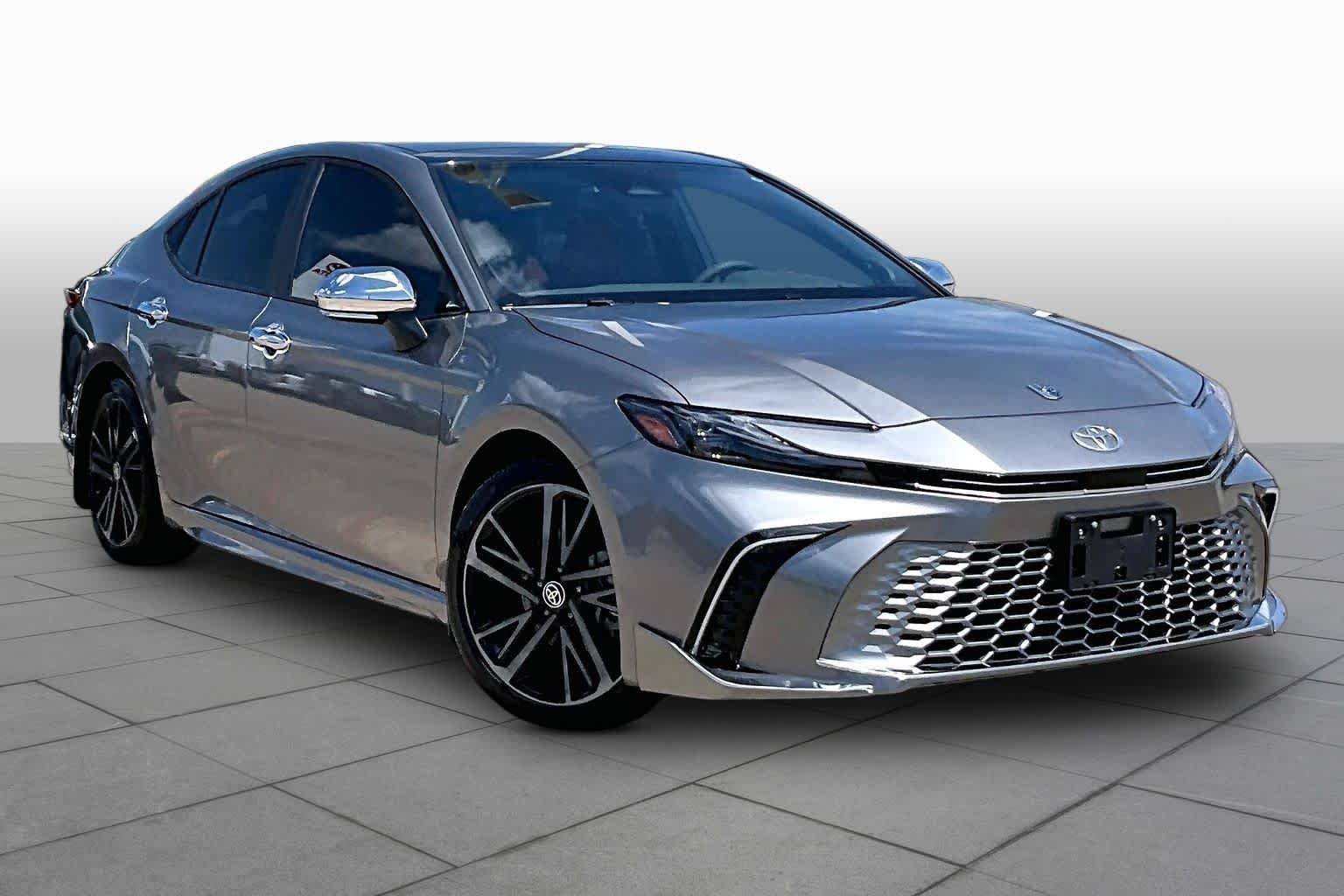 Used 2025 Heavy Metal Toyota XSE image 3