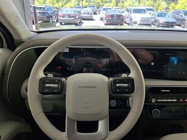 New 2026 White Hyundai SE FWD image 22