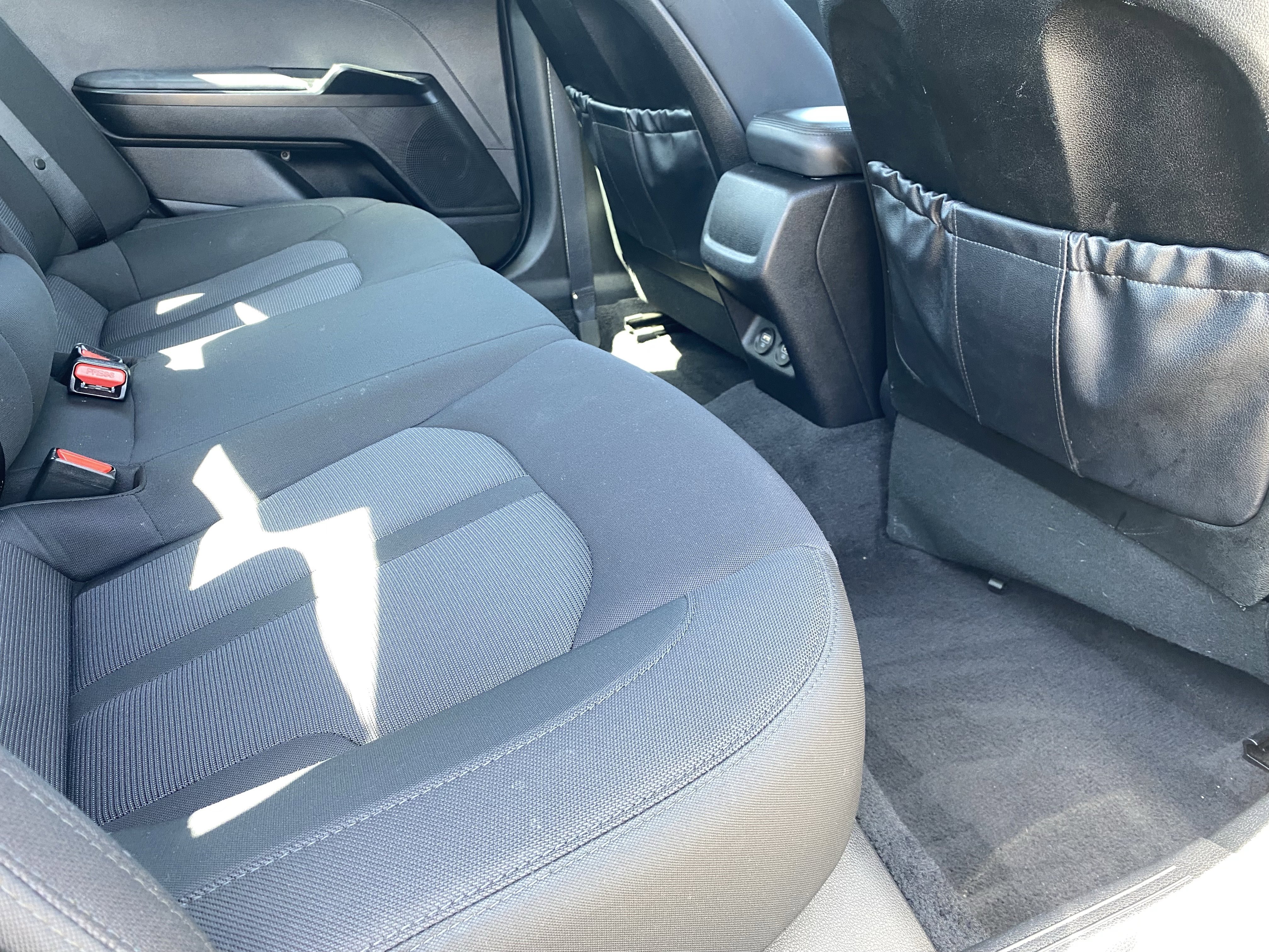 Used 2023 Everlasting Silver Kia LXS image 13