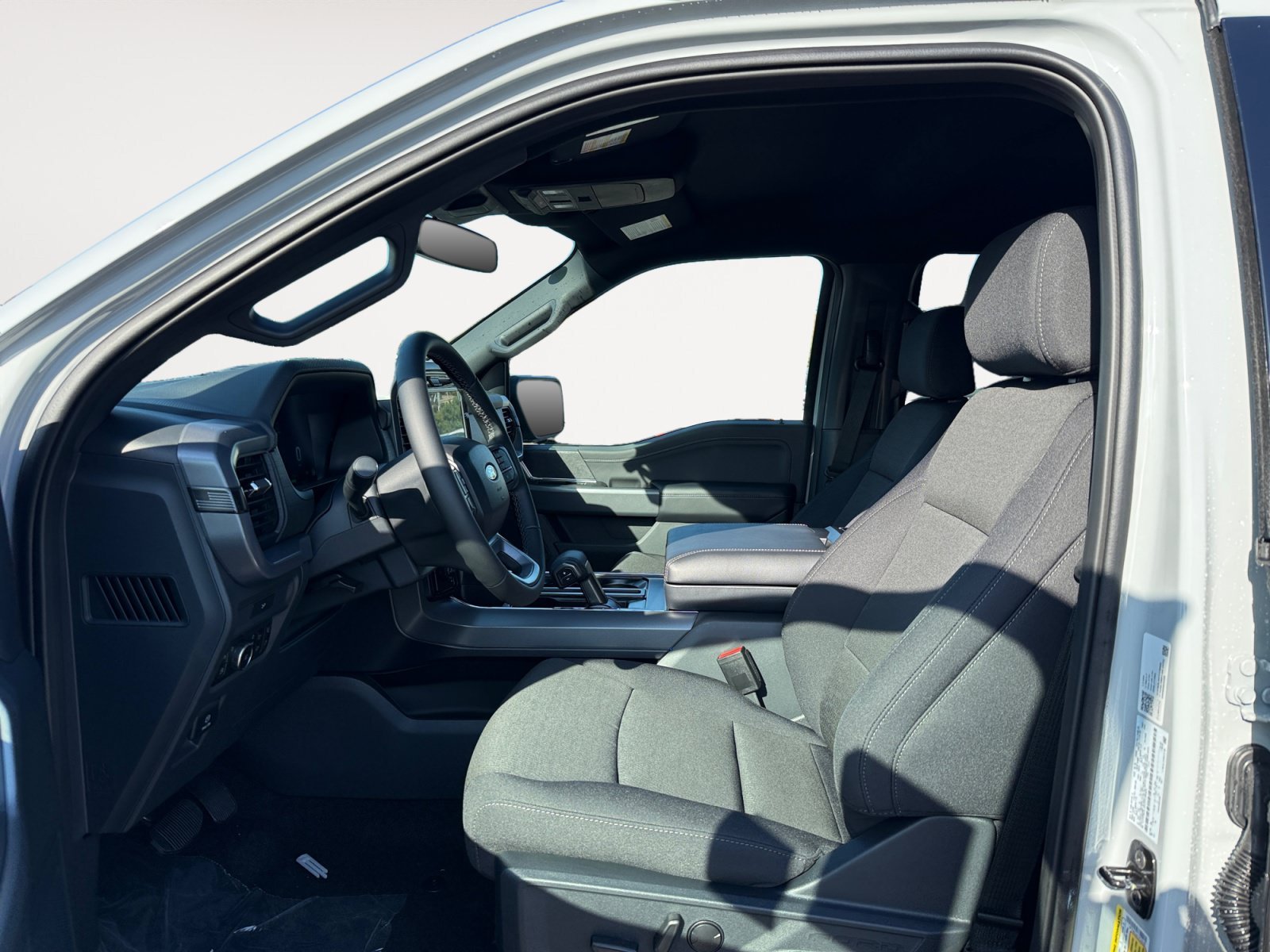 New 2026 AVALANCHE Ford XLT Hybrid image 10
