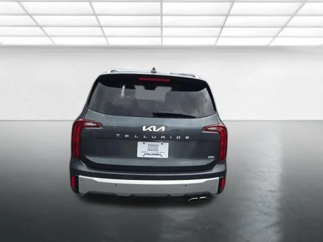 Used 2024 Gray Kia S image 6