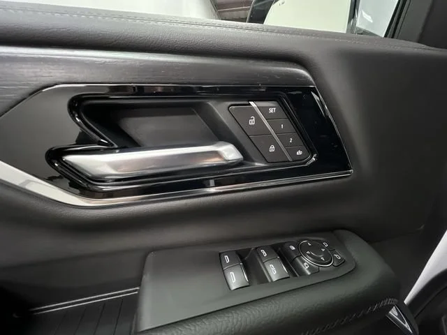 2026 GMC Yukon Denali - Photo 24