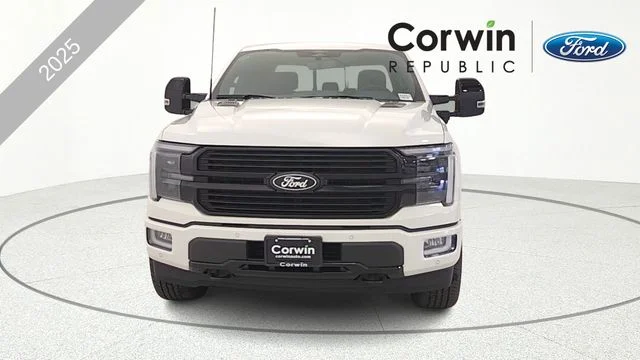 New 2025 Star White Metallic Tri-Coat Ford Platinum® image 2