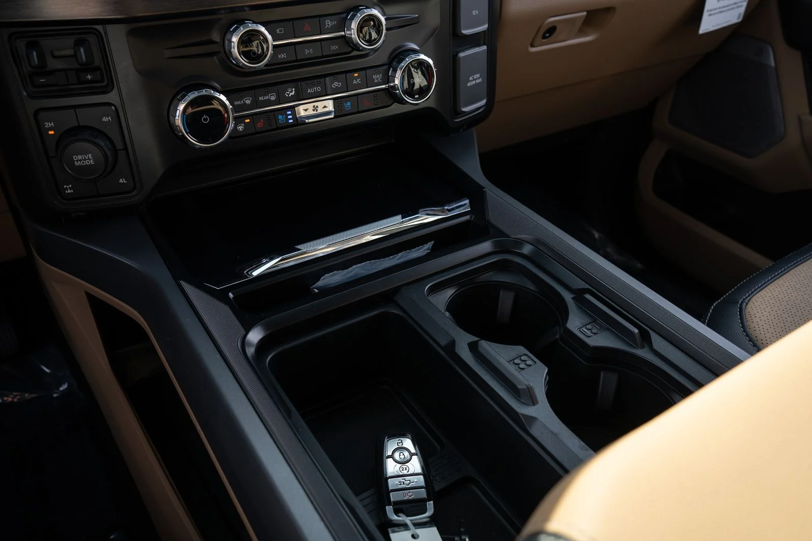 New 2026 Agate Black Metallic Ford F-350® Lariat® image 43