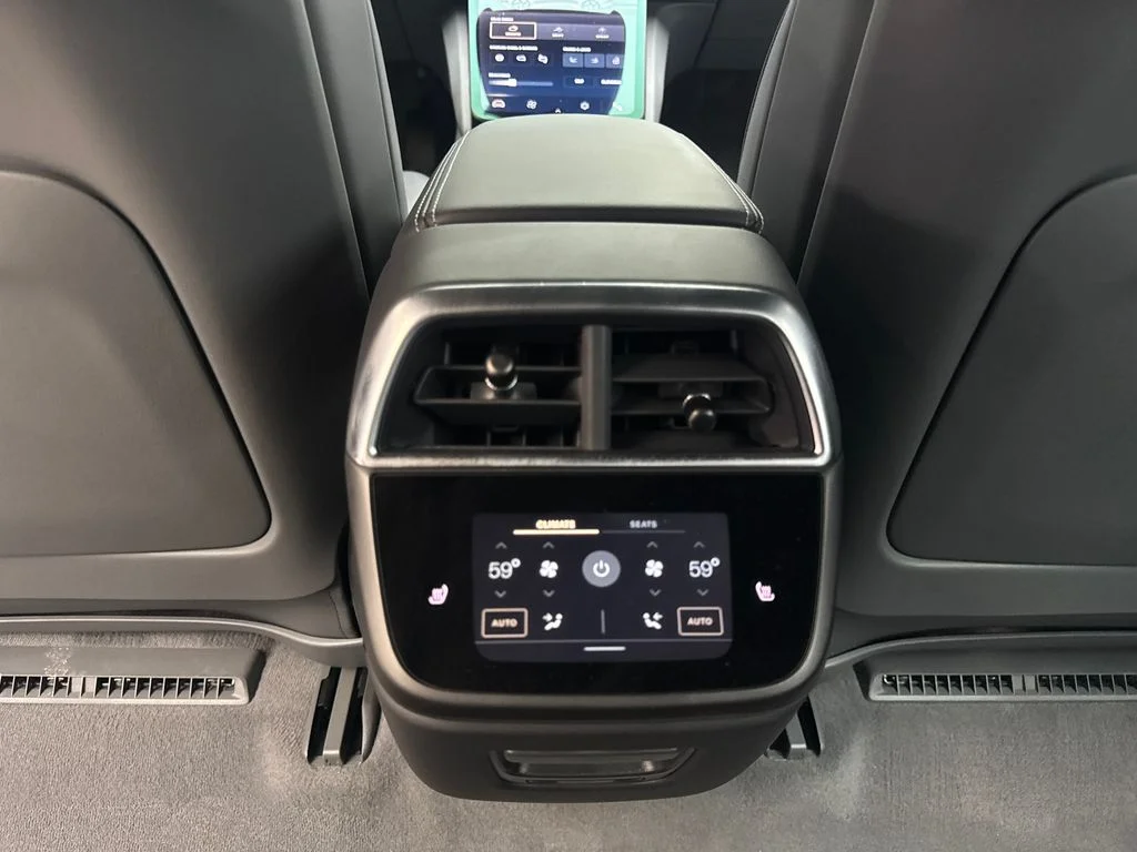 Used 2024 Silver Lucid Touring image 70
