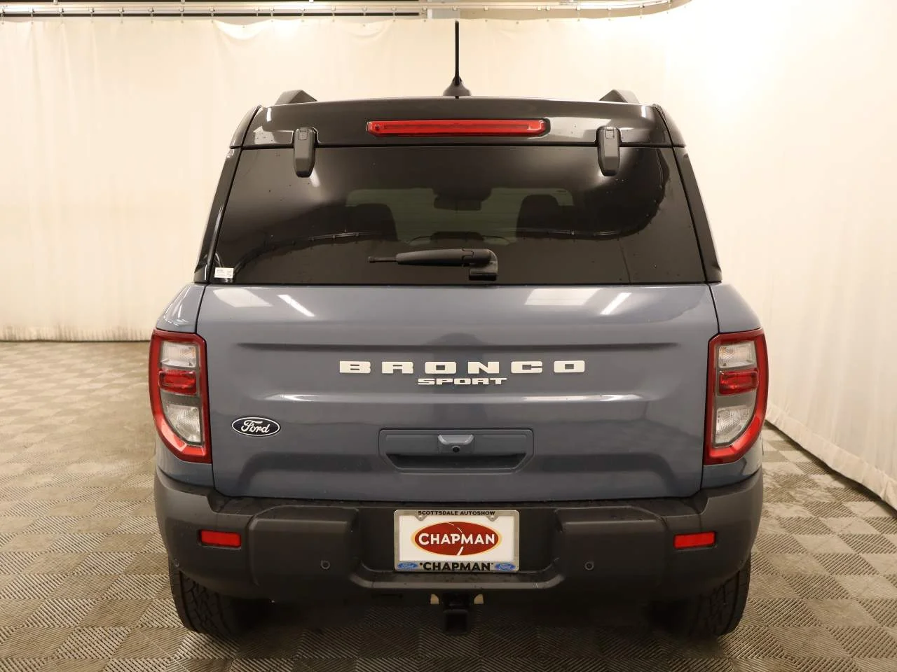 New 2026 Azure Gray Metallic Tri-Coat Ford Badlands® image 5