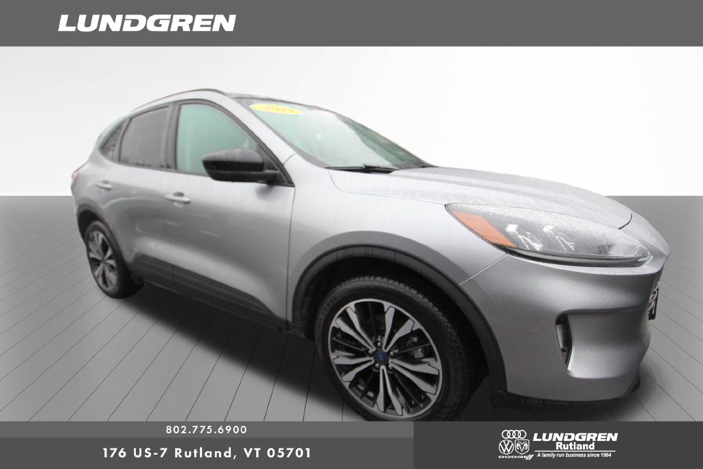 Used 2022 Silver Ford SEL image 2
