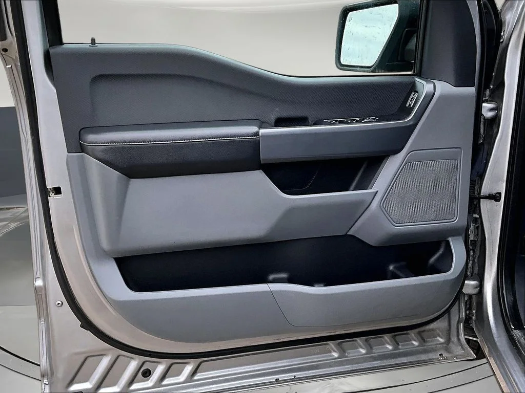 Certified Used 2021 Silver Ford XLT image 23