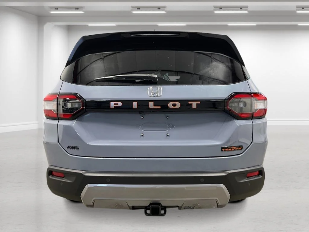 New 2026 Sonic Gray Pearl Honda TrailSport image 4