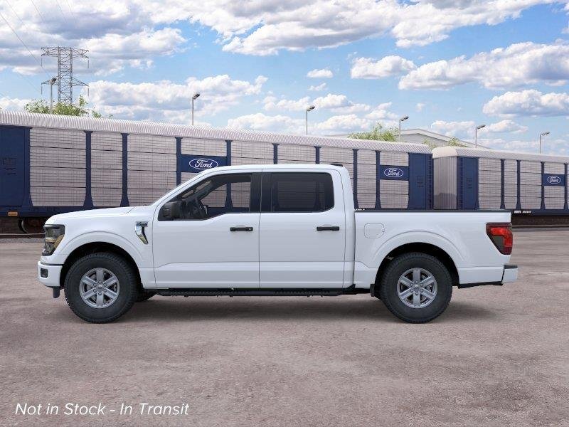 New 2026 Oxford White Ford XLT image 3