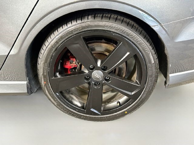 Used 2017 Daytona Gray Pearl Effect Audi Premium Plus image 33