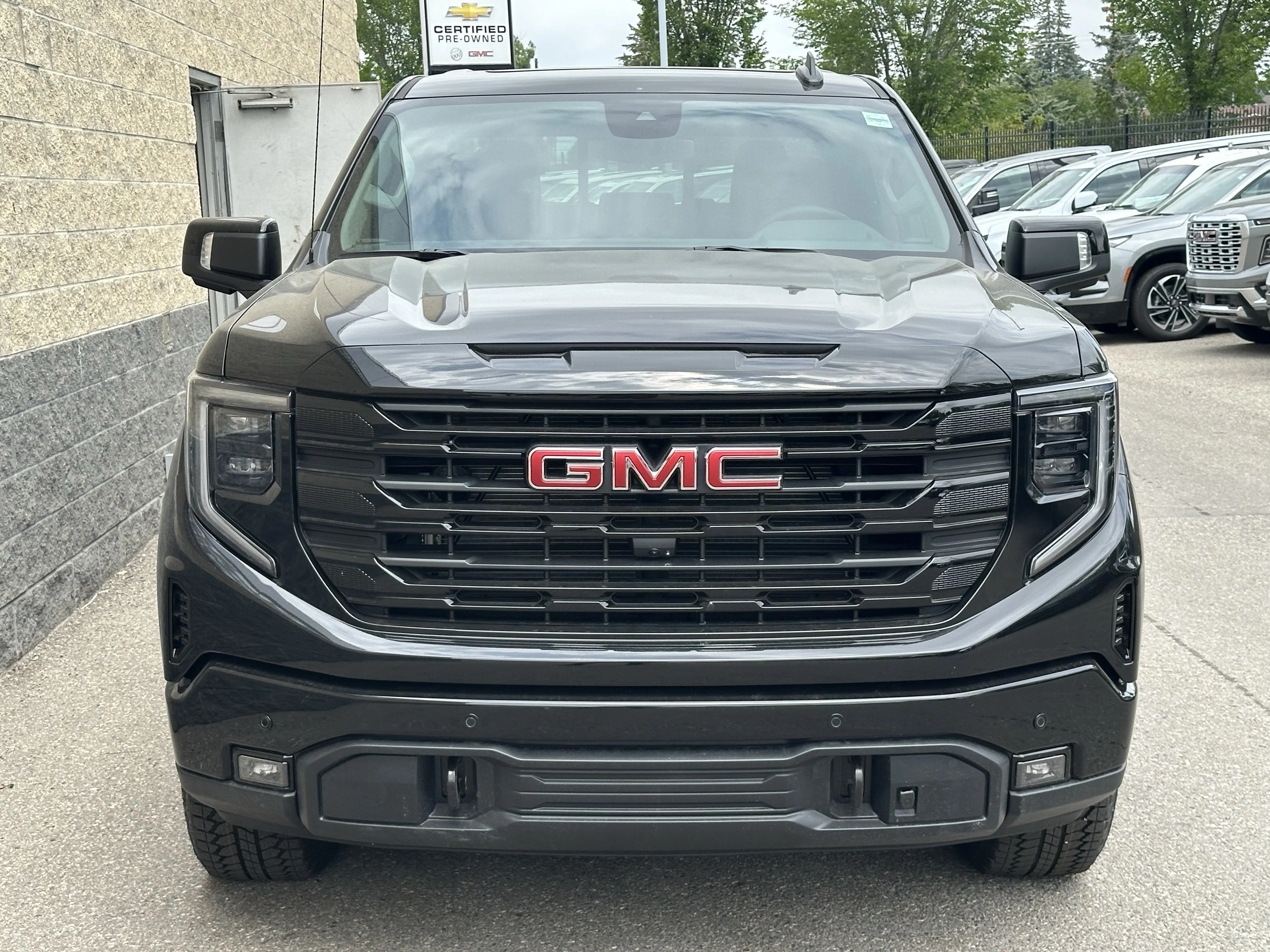 New 2026 Onyx Black GMC Elevation image 2