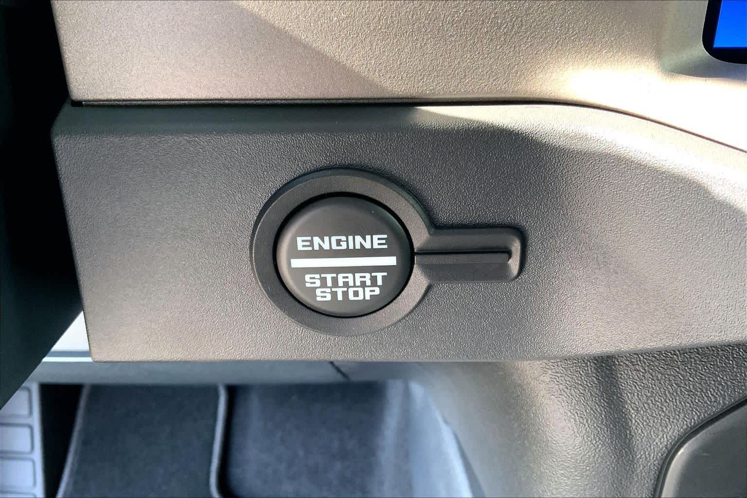 New 2026 Oxford White Ford Outer Banks® image 16