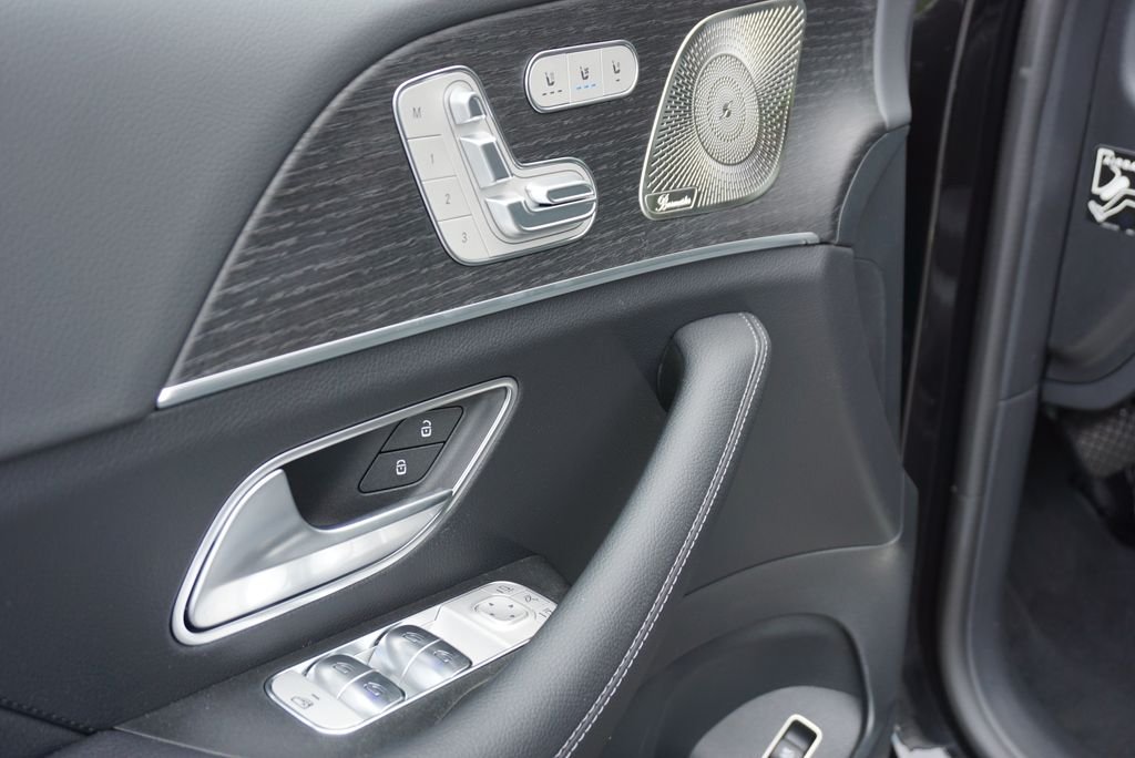 Used 2026 Obsidian Black Metallic Mercedes-Benz GLE 350 image 22