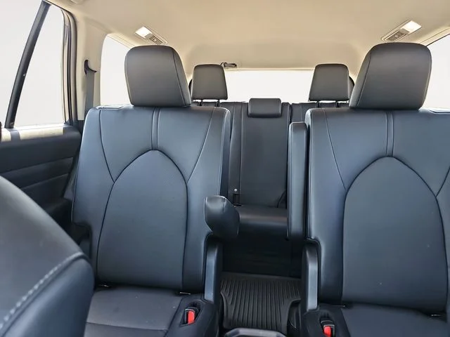 Used 2024 White Toyota XLE image 11