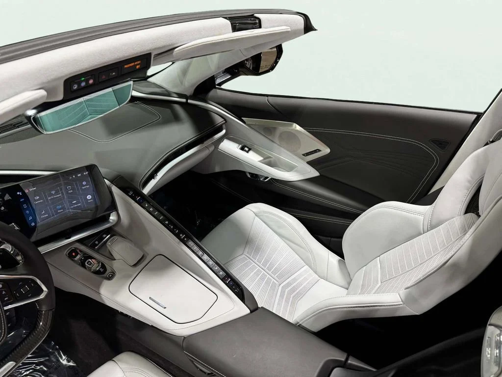 2024 Chevrolet Corvette 3LZ - Photo 11