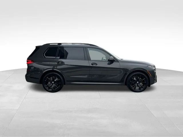 New 2026 Dravit Grey Metallic BMW xDrive40i image 9