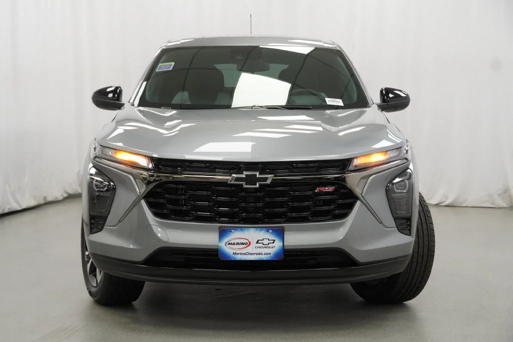 New 2026 Sterling Gray Metallic Chevrolet 1RS image 7