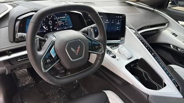 Used 2024 Arctic White Chevrolet 2LT image 19