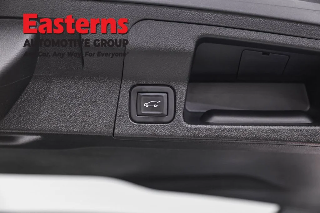 Used 2020 Gray GMC SLT image 26