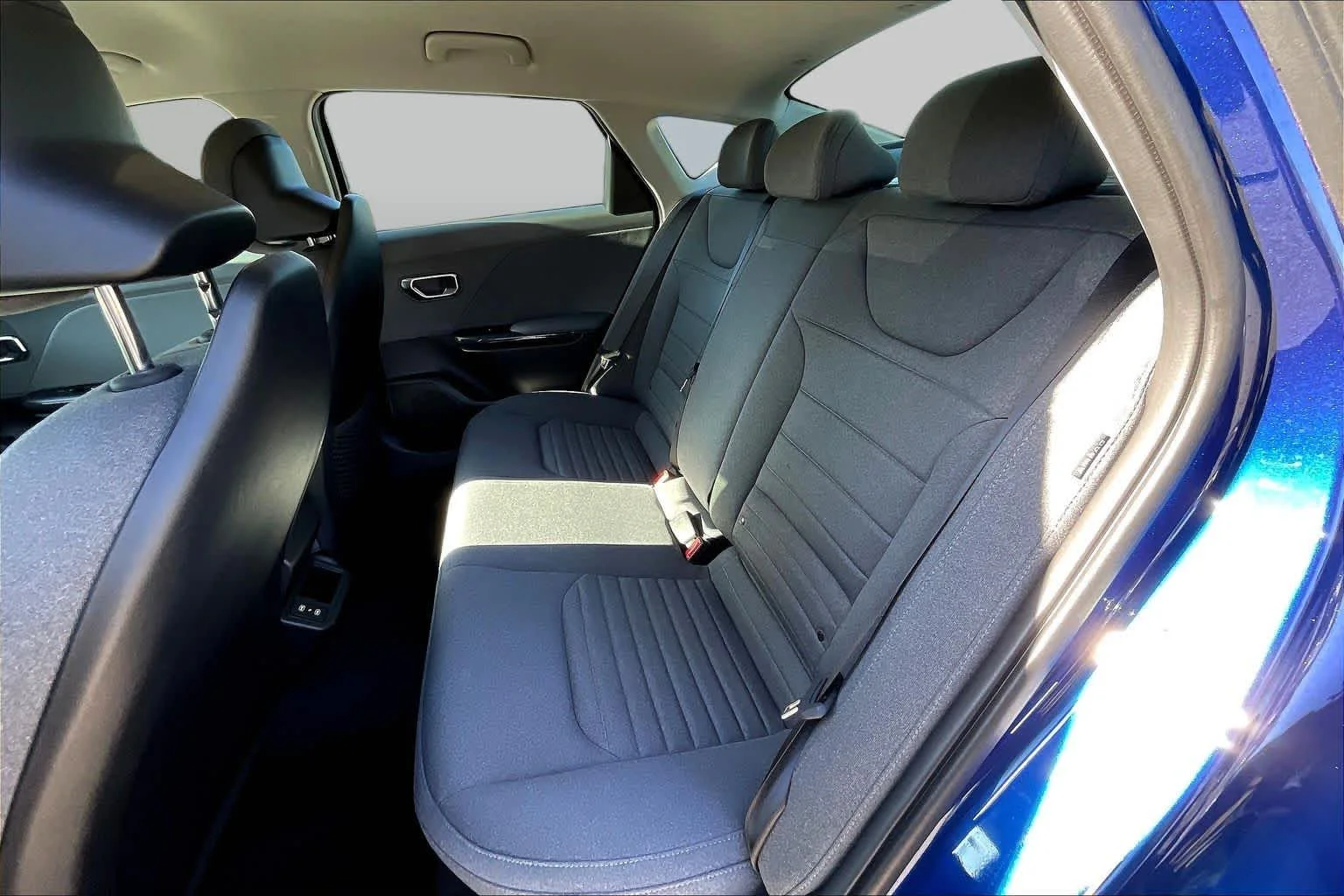Used 2025 Deep Sea Blue Kia EX image 19