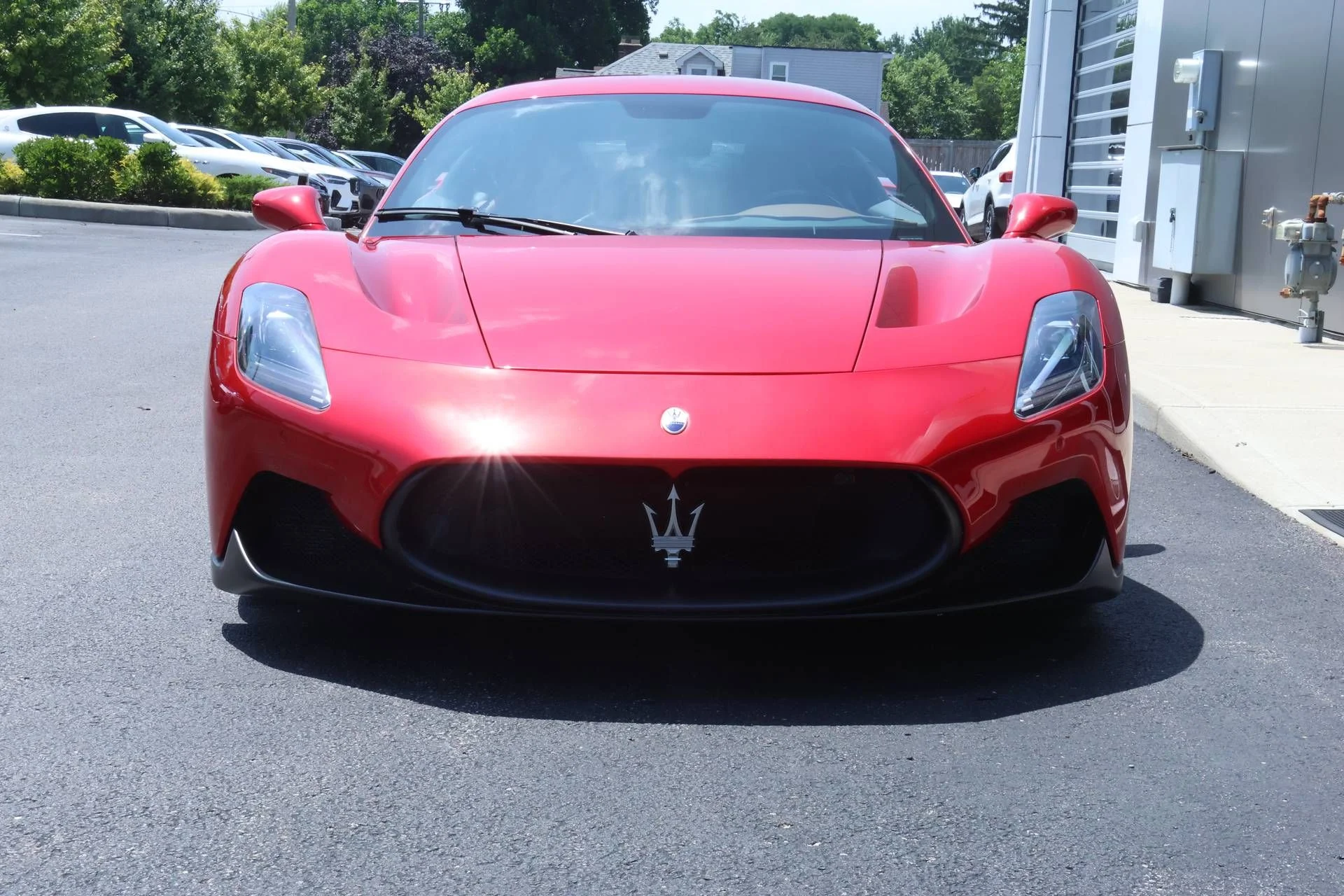 Used 2022  Maserati Base image 4