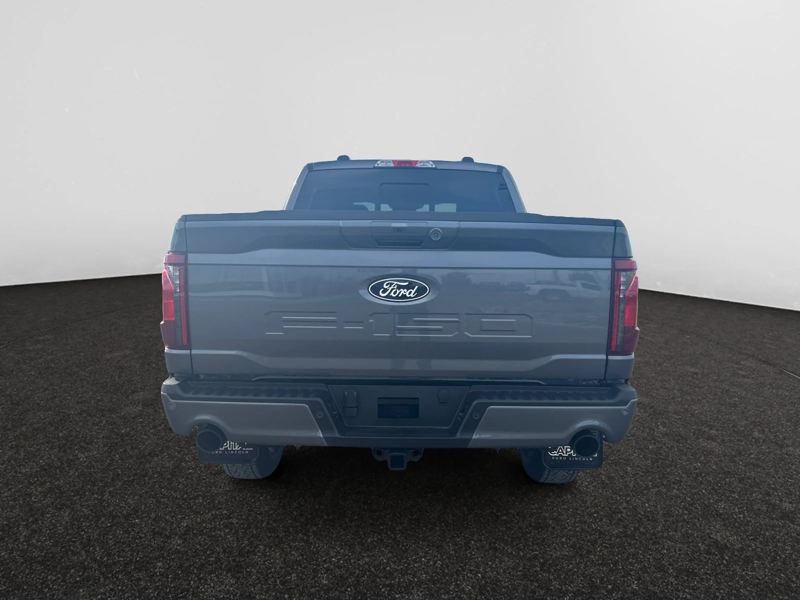 New 2026 Carbonized Grey Metallic Ford XLT image 4